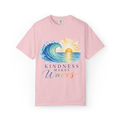 Kindness Makes Waves Comfort Tee