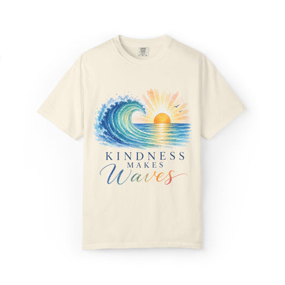 Kindness Makes Waves Comfort Tee